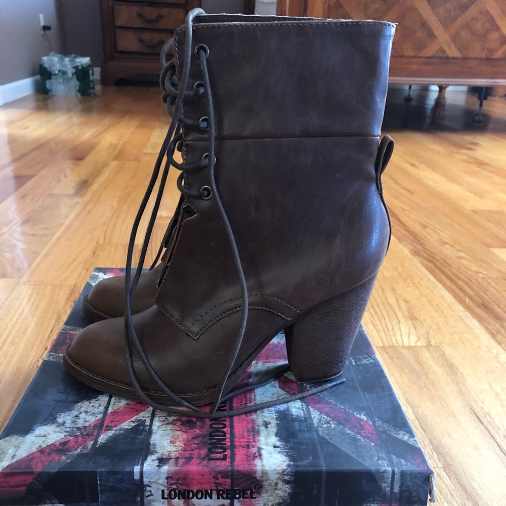 Brand new never worn London Rebel bootie heels